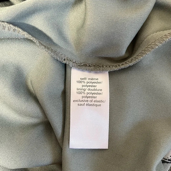 Maurices NWOT Light Green & White Floral Print Belted Midi Dress Medium Women’s - Picture 12 of 13